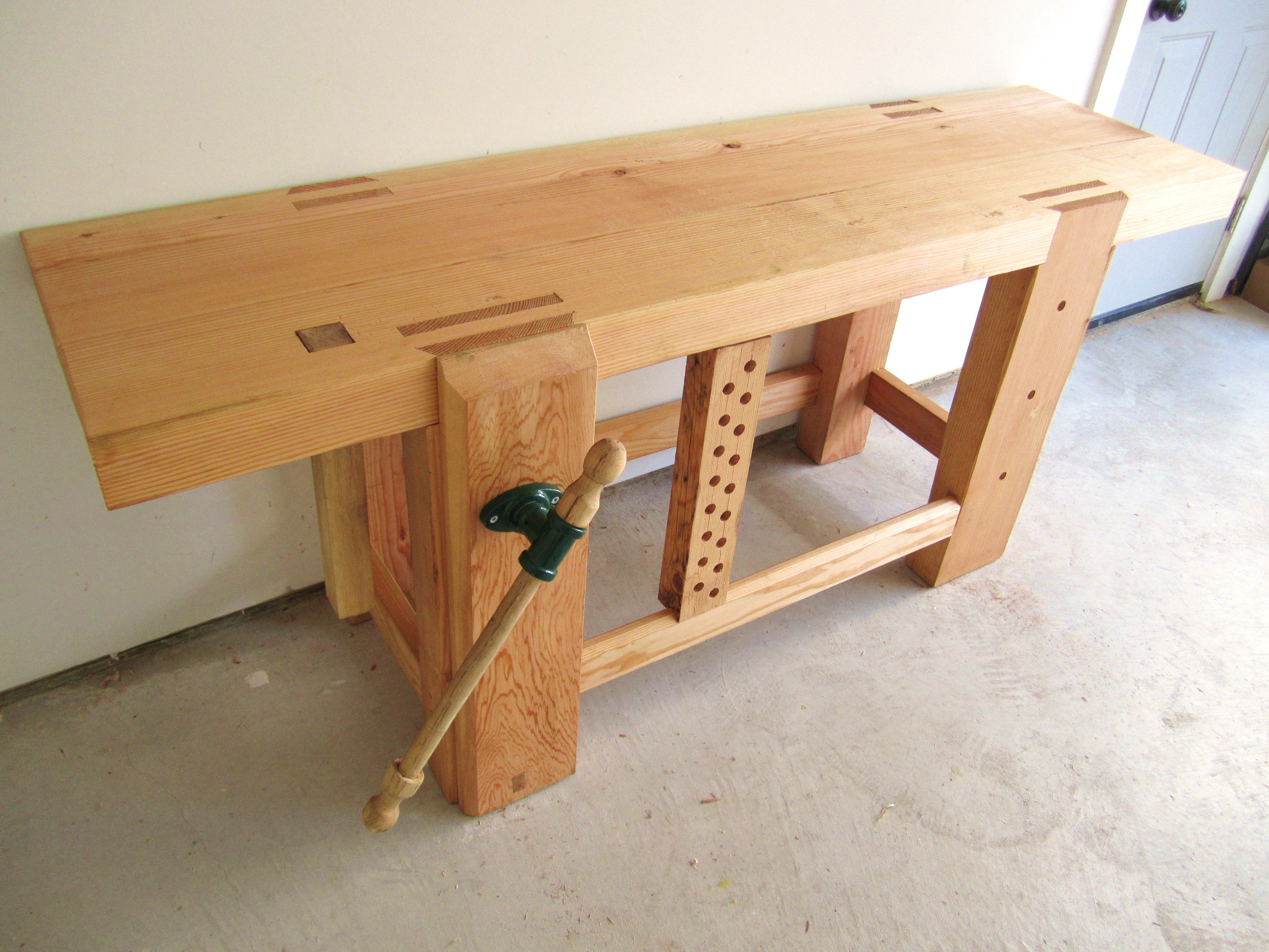 Completed Roubo workbench  T r i a l & E r r o r